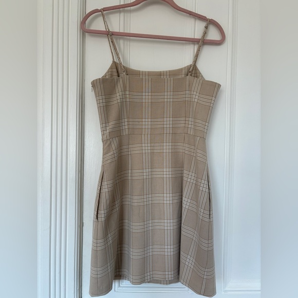 Wilfred Beige Checkered Midi Dress - Picture 3 of 3